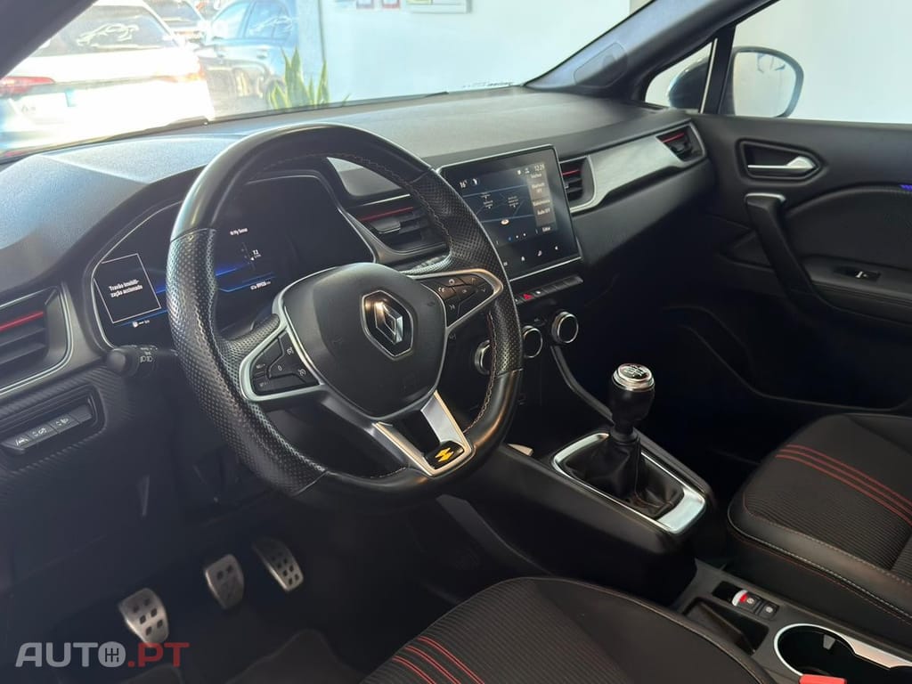 Renault Captur 1.0 TCe RS Line