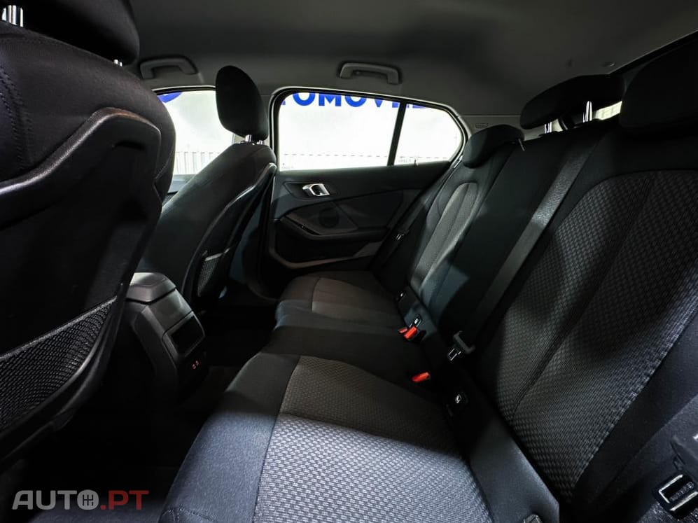 BMW 116 i Aut. Sport Line