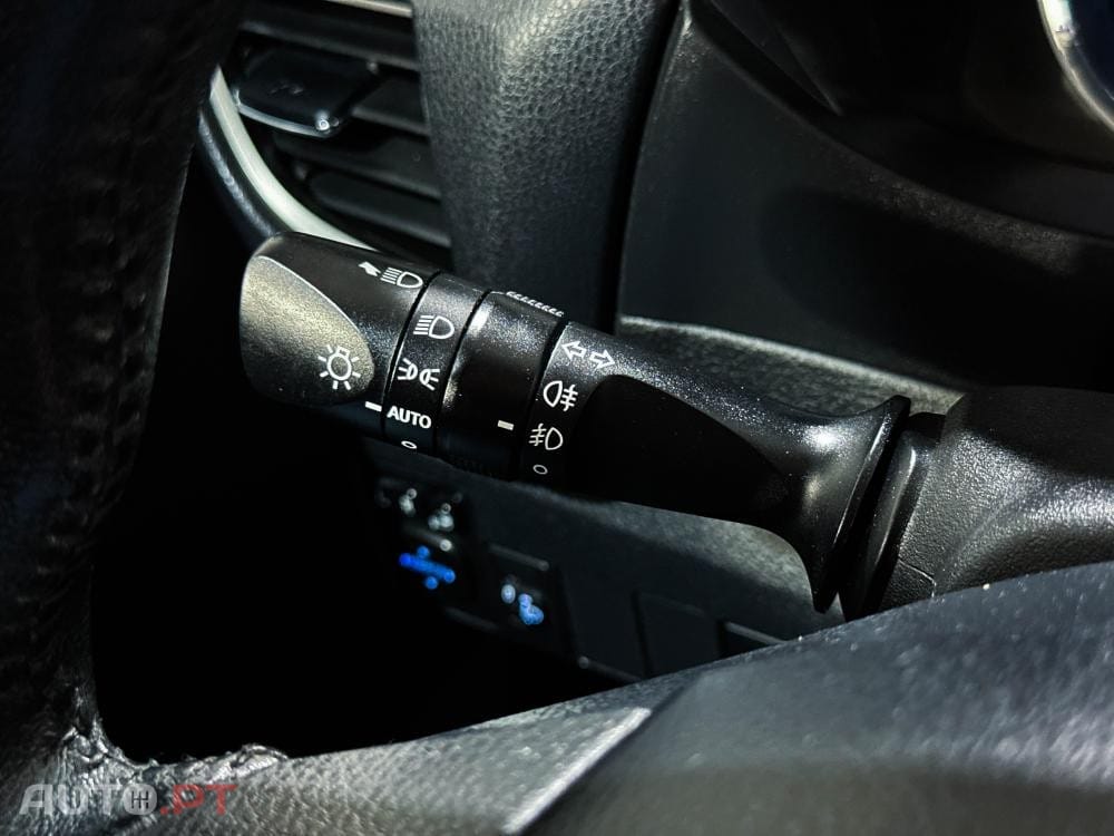 Toyota Corolla 1.4 D-4D Exclusive +Navi MM