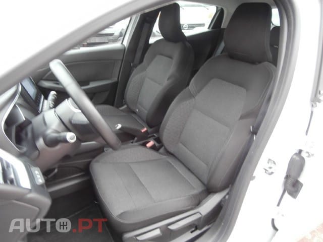 Renault Clio 1.6 E-Tech Full Hybrid Techno