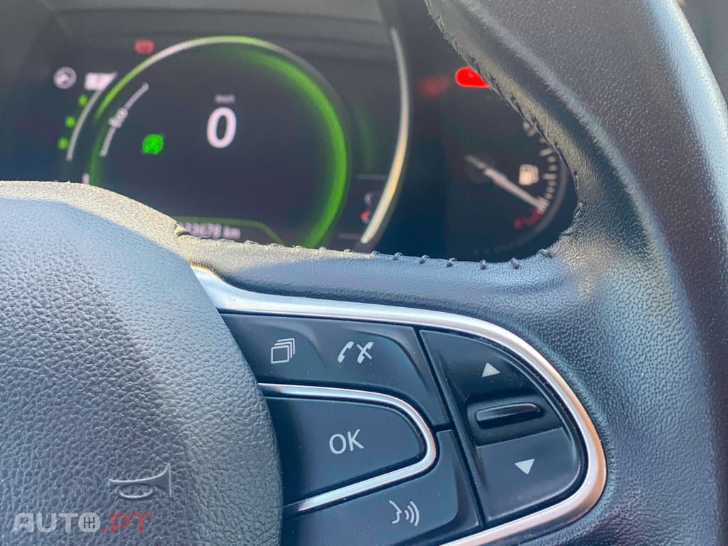 Renault Mégane Sport Tourer 1.5 Blue dCi Intens EDC