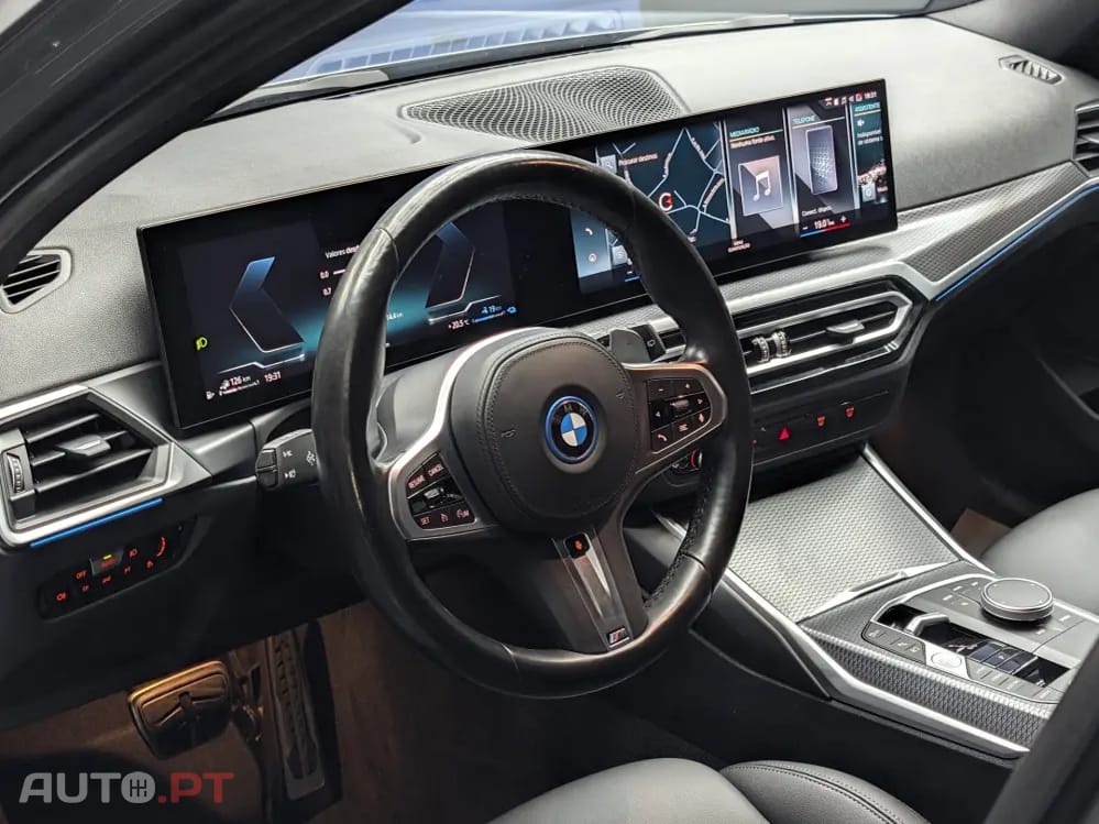 BMW 320 e Pack Desportivo M Auto