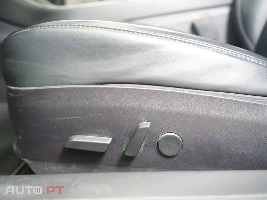Tesla Model 3 Long Range AWD Dual Motor