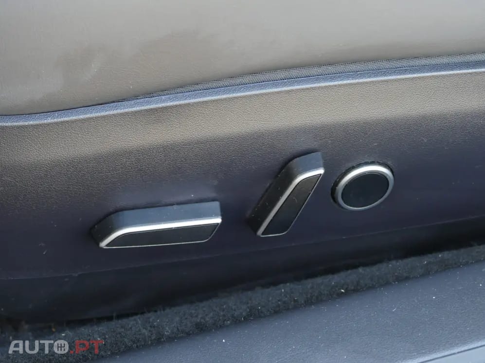 Tesla Model 3 Tração Traseira
