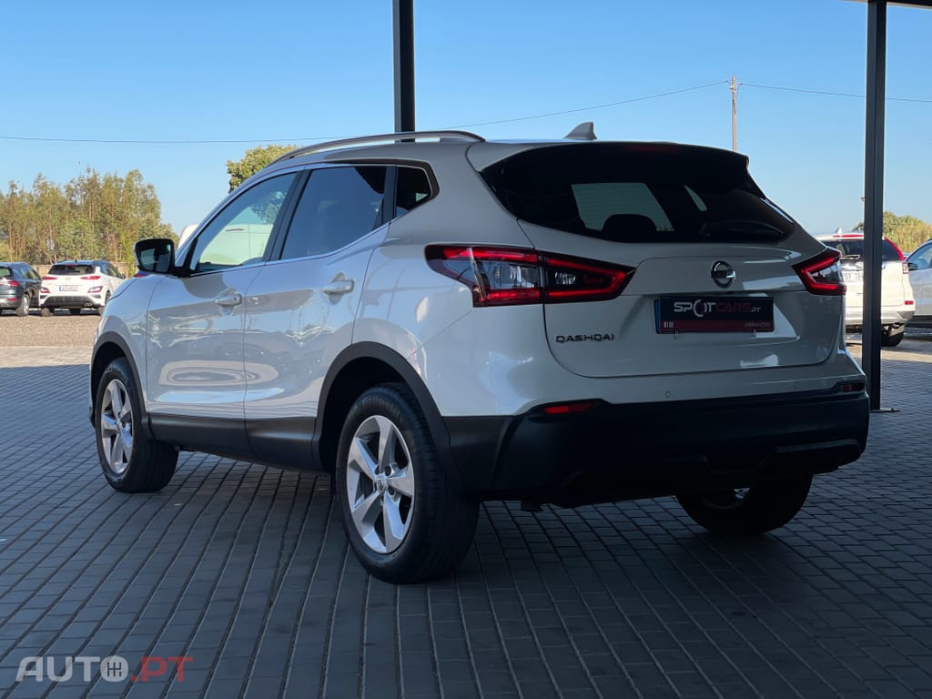 Nissan Qashqai 1.5 dCi N-Connecta