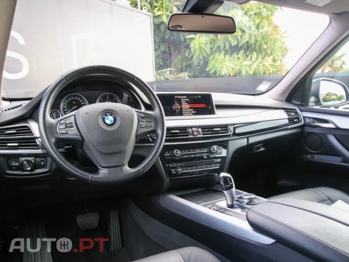 BMW X5 25 d sDrive Comfort 7L