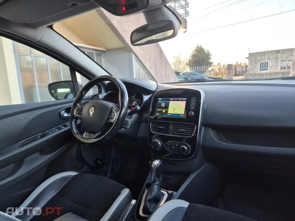 Renault Clio Sport Tourer (Energy) dCi 90 EDC Bose Edition