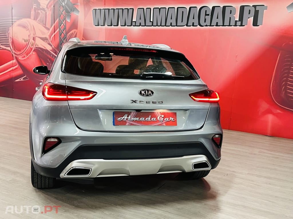 Kia Xceed 1.6 GDi PHEV Drive