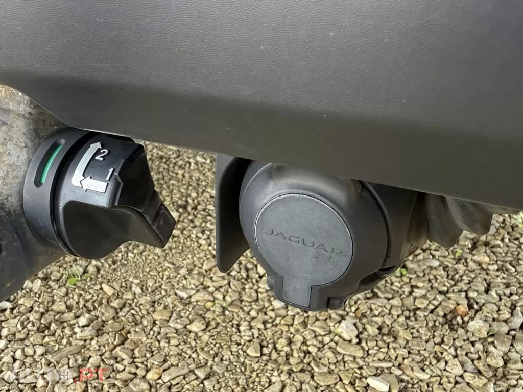 Jaguar E-Pace D150 AWD R-Dynamic