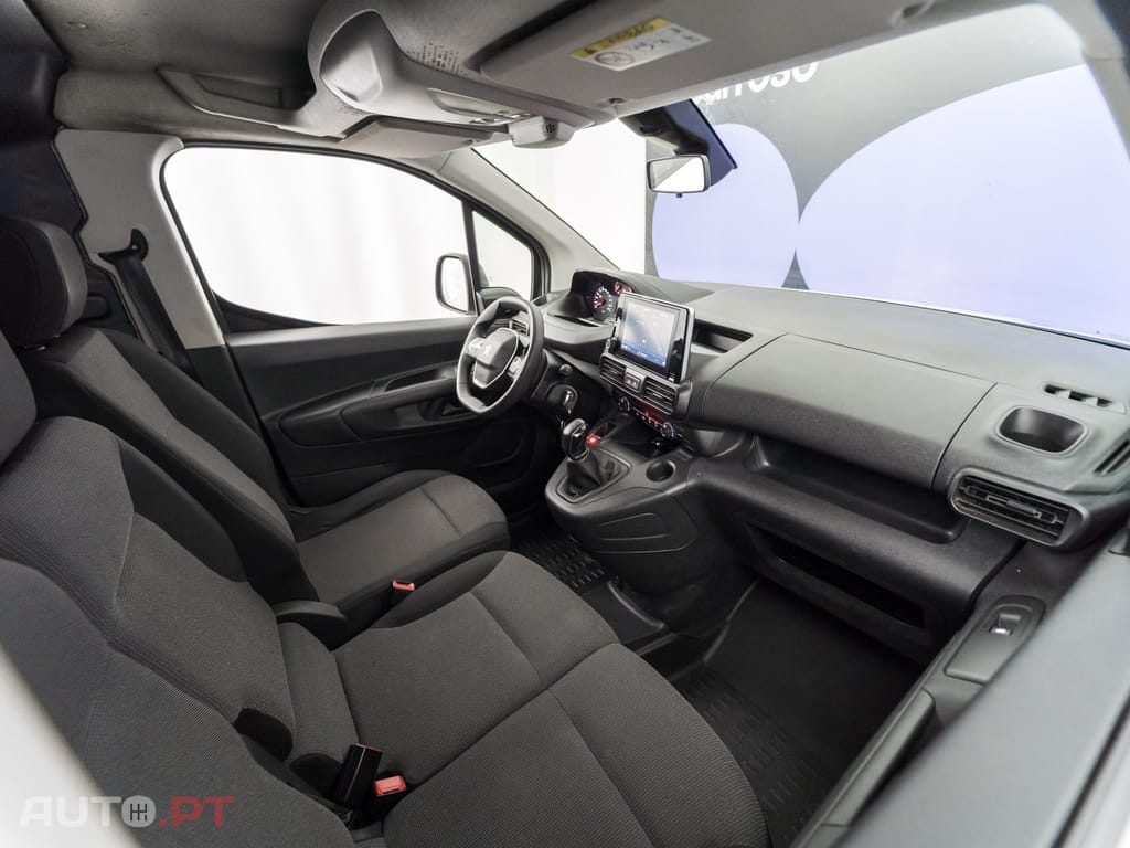 Peugeot Partner 1.5 BlueHDi Premium Standard