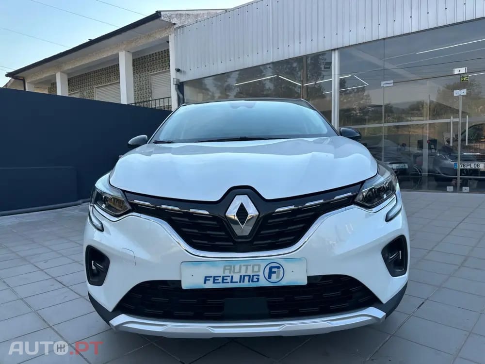 Renault Captur 1.6 E-Tech Intens