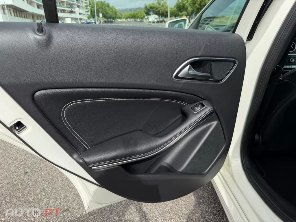Mercedes-Benz A 180 CDI (BlueEFFICIENCY) Urban