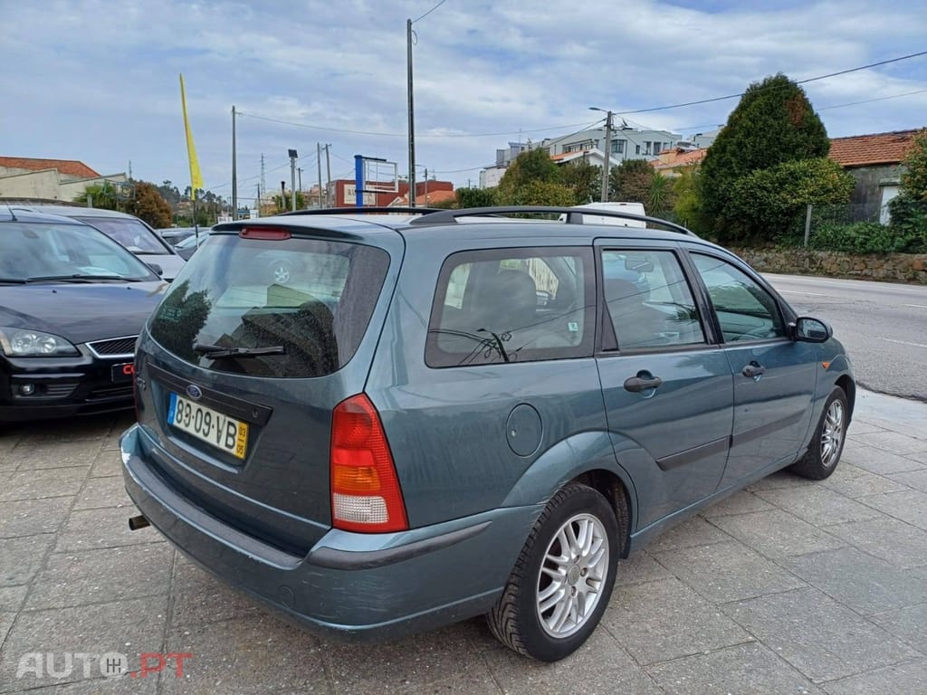 Ford Focus SW 1.4 Ambiente