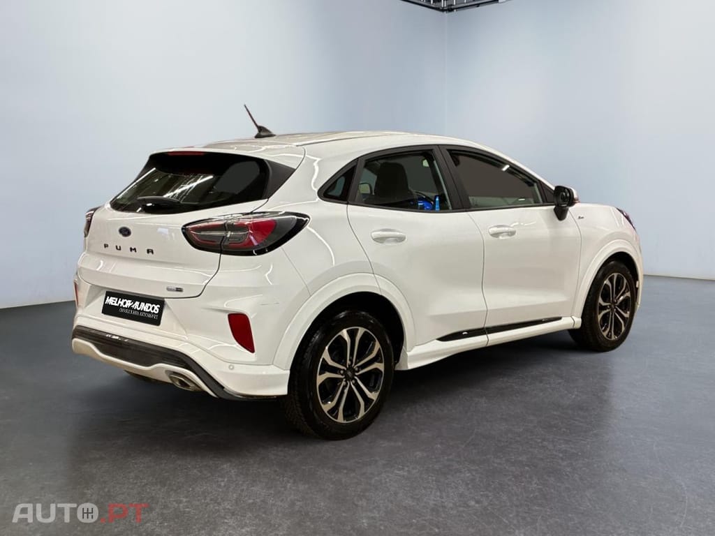 Ford Puma 1.0 Flexifuel mHEV ST-Line