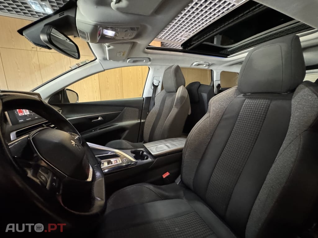 Peugeot 5008 1.5 BlueHDi Allure Pack EAT8