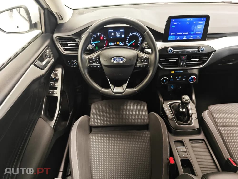 Ford Focus SW 1.0 EcoBoost MHEV Connected