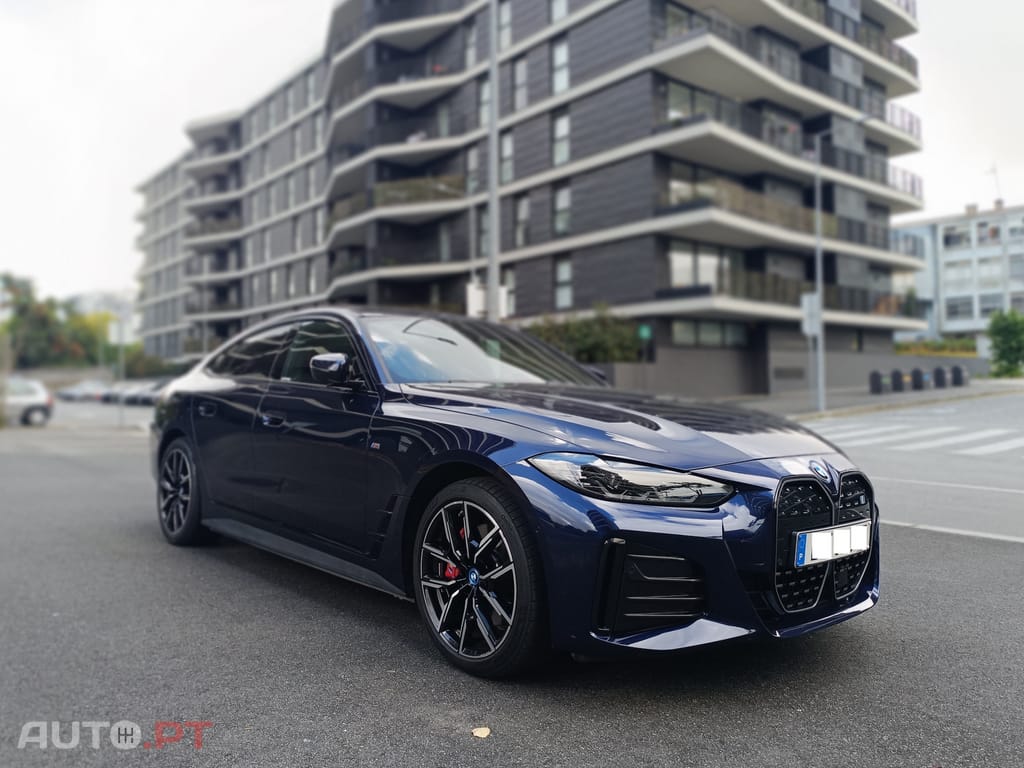 BMW i4 eDrive35 Pack Desportivo M Pro