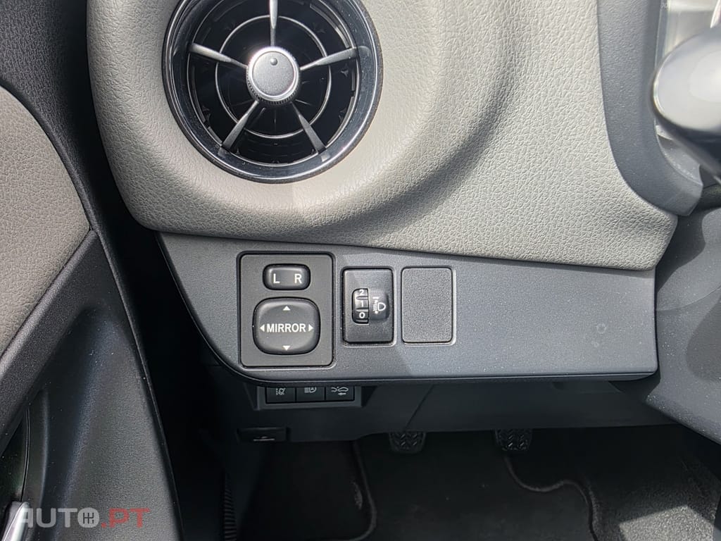 Toyota Yaris 1.0 VVT-i Comfort
