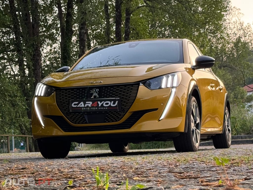 Peugeot E-208 50 kWh GT Line