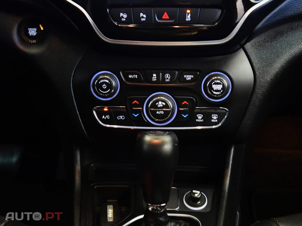 Jeep Cherokee 2.2 D Limited