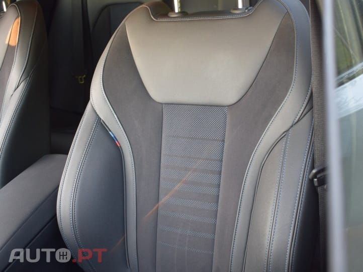 BMW 320 d Touring Pack Desportivo M Auto