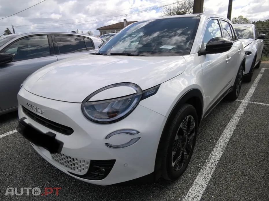 Fiat 600 1.2 Hybrid La Prima