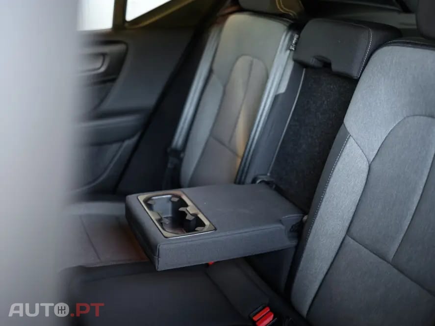 Volvo XC40 1.5 T4 PHEV Core