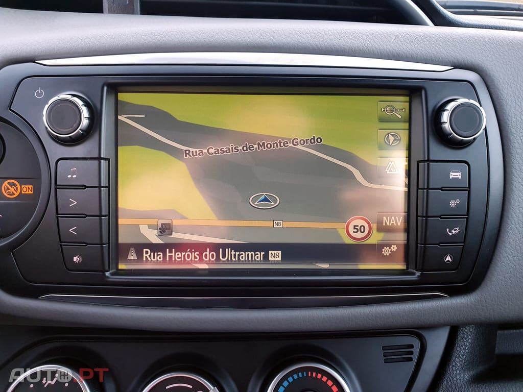 Toyota Yaris 1.0 VVT-i Comfort+Pack Style+Pack Techno+Navi