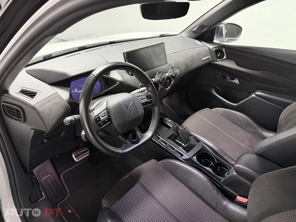 DS DS3 Crossback E-TENSE PERFORMANCE LINE +