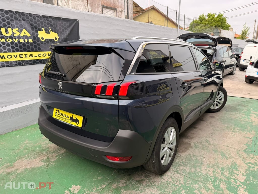 Peugeot 5008 1.5 HDI Allure 130cv 7 Lugares