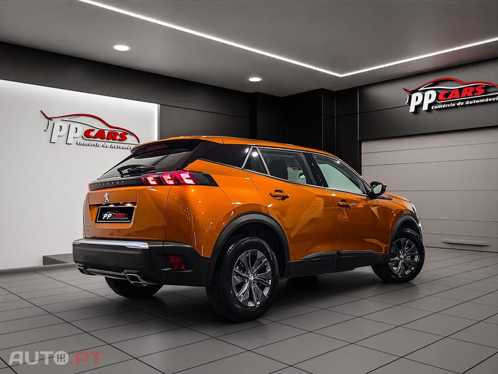 Peugeot 2008 1.2 PureTech Active Pack EAT8