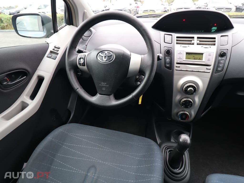 Toyota Yaris 1.0 VVT-i