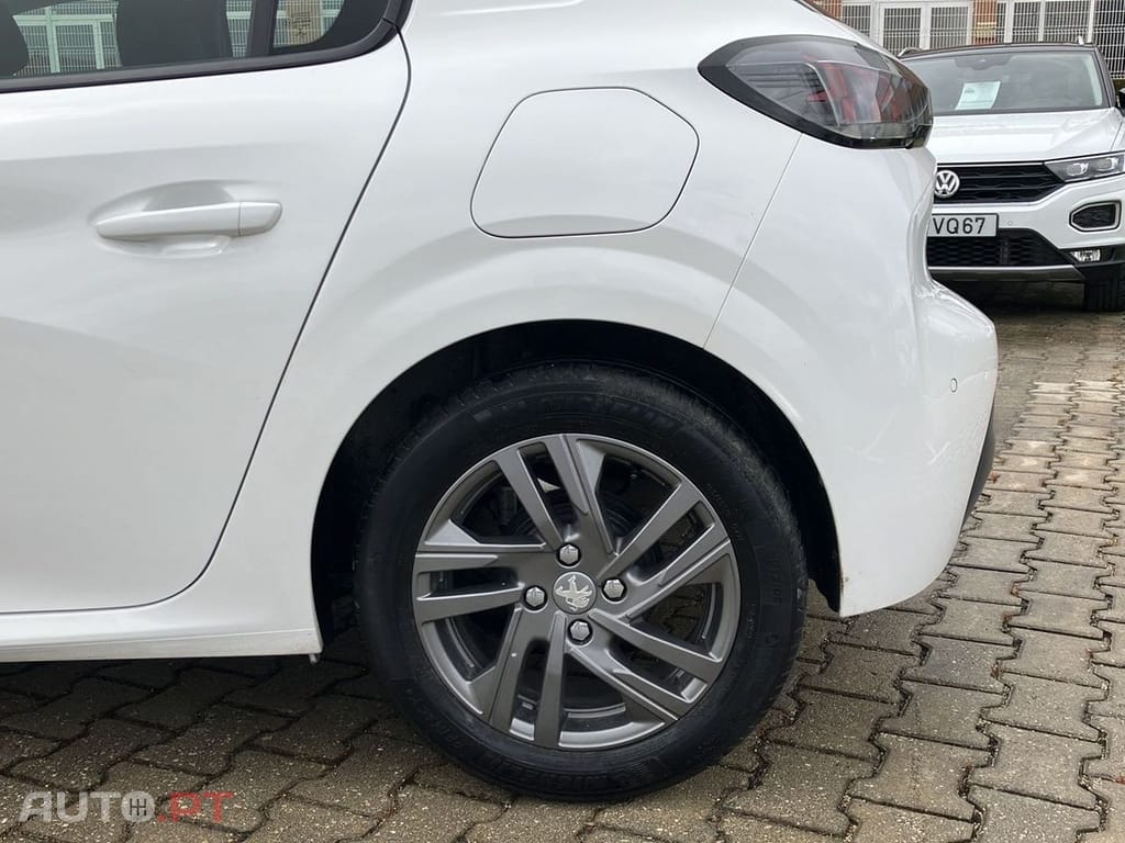 Peugeot 208 1.2 Pure Tech Active Pack