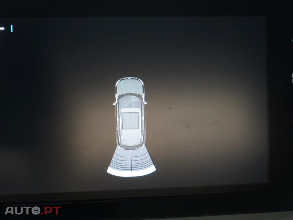 Peugeot E-2008 50 kWh Active