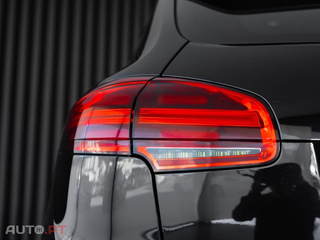 Porsche Cayenne S E-Hybrid