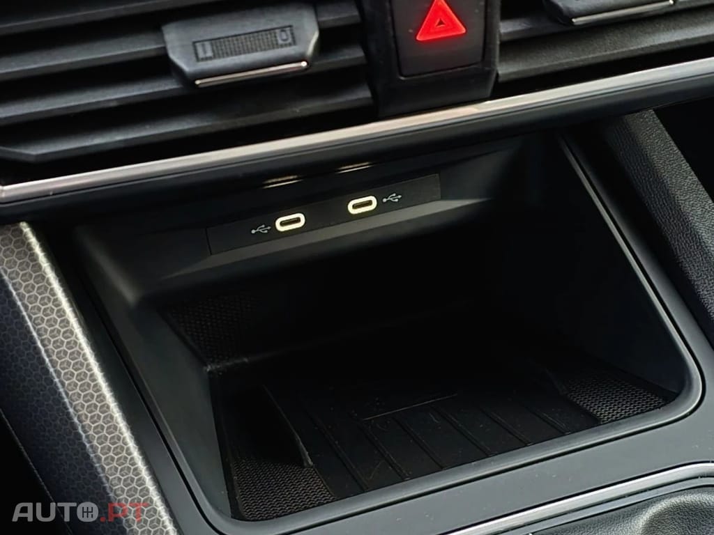 Seat Leon 2.0 TDI SPORTSTOURER STYLE