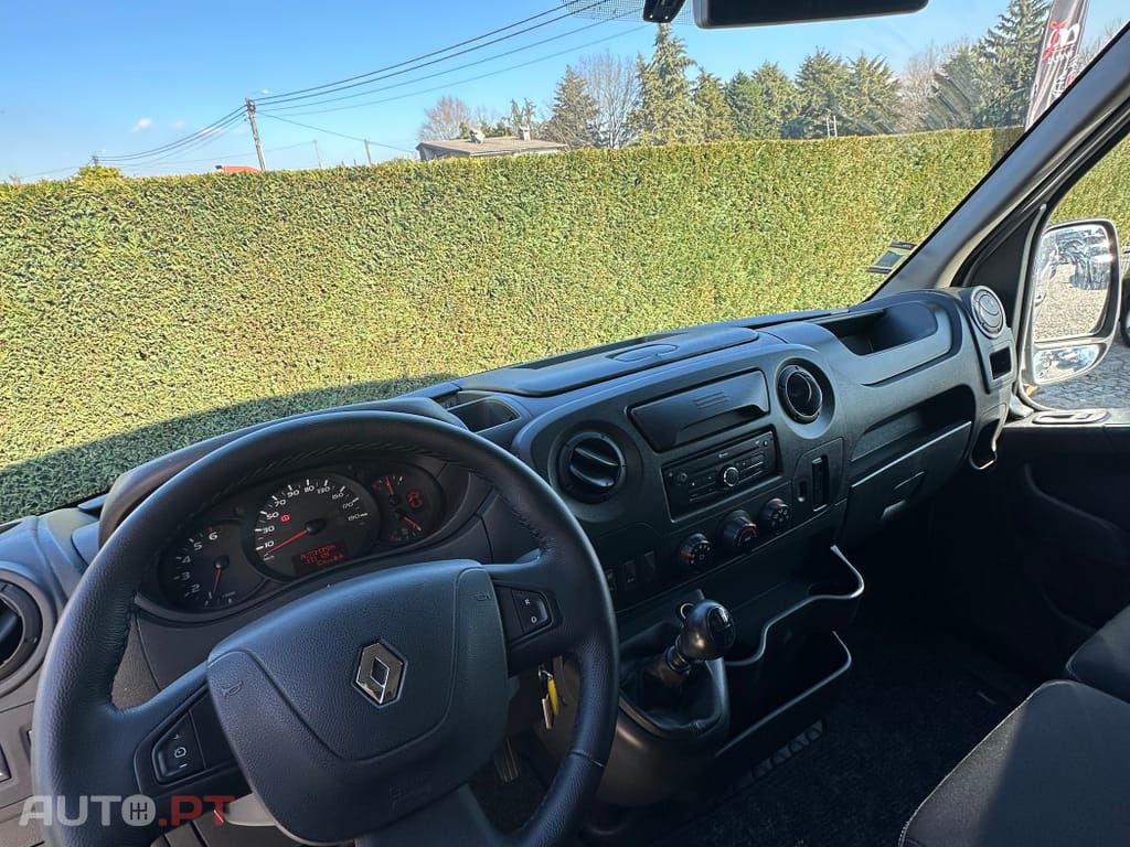 Renault Master 2.3 dCi L2H2 3.5T