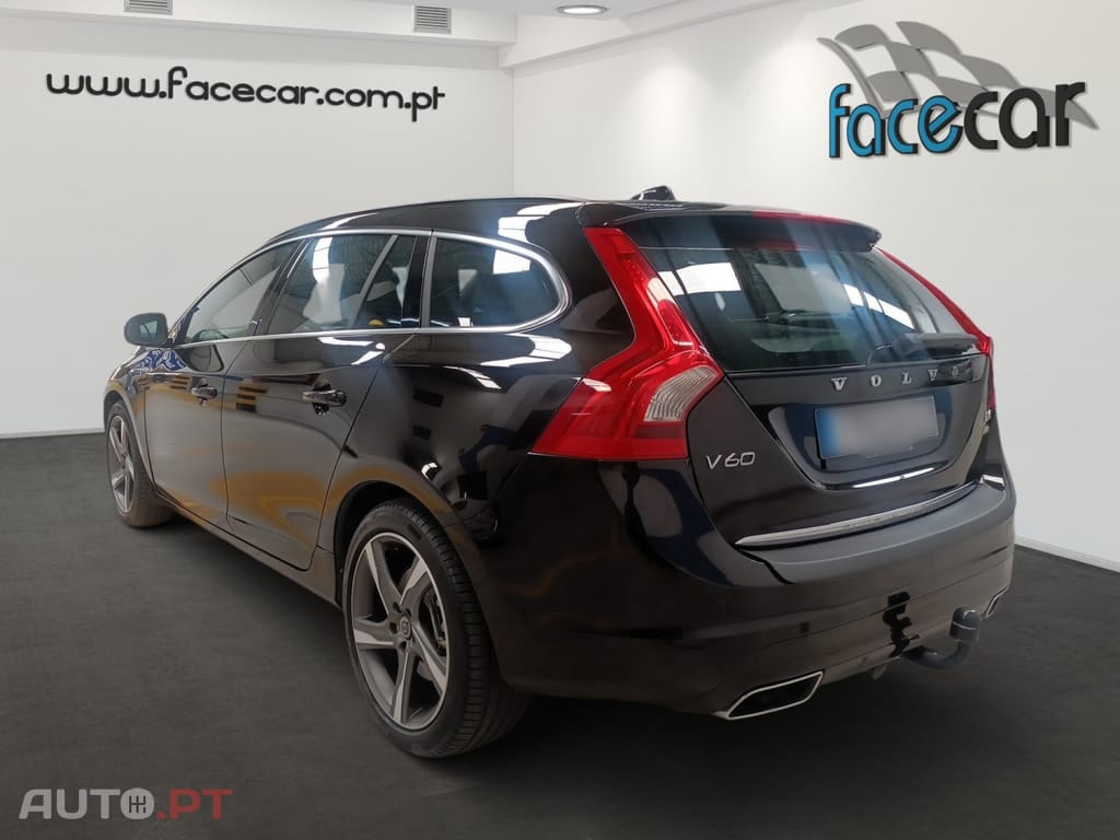 Volvo V60 2.4 D6 Momentum AWD Phev