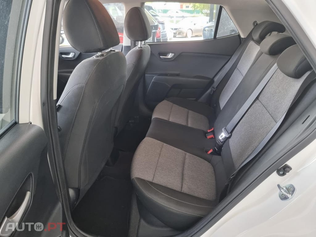 Kia Stonic 1.2 Dynamic