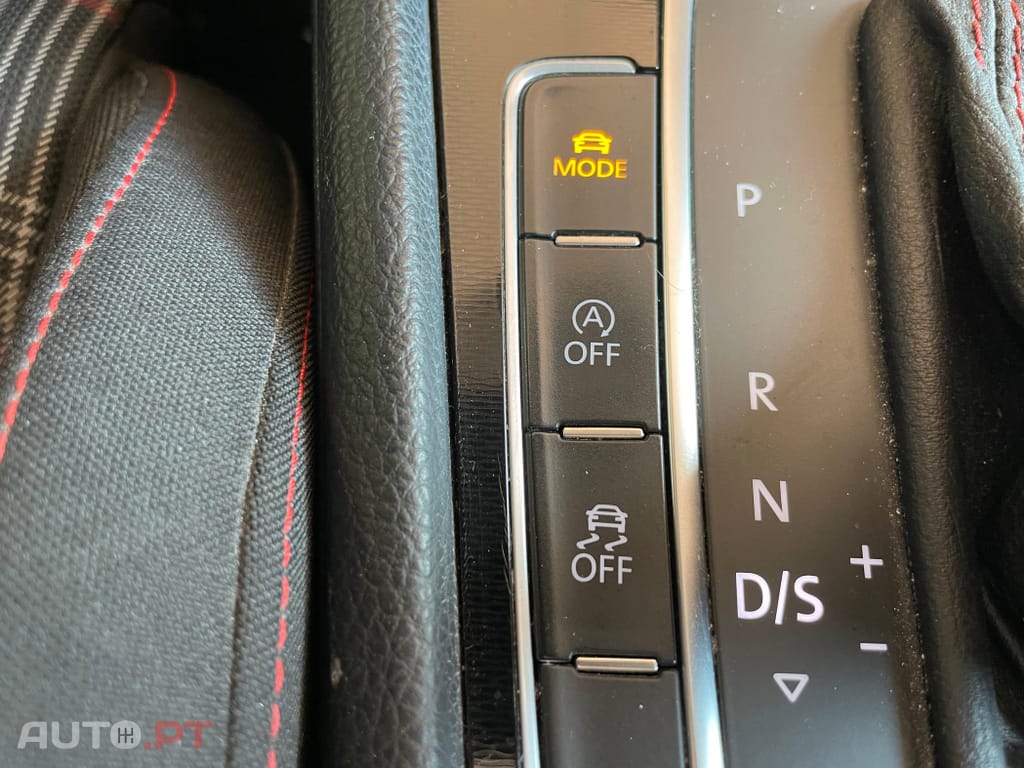 Volkswagen Golf 2.0 TSi GTi DSG Performance