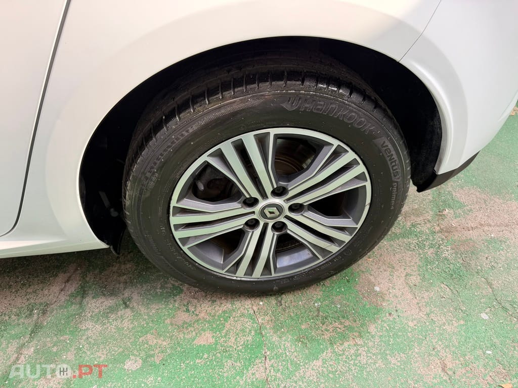 Renault Mégane E-Tech 1.6 E-Tech Híbrido/Plug-in 160cv