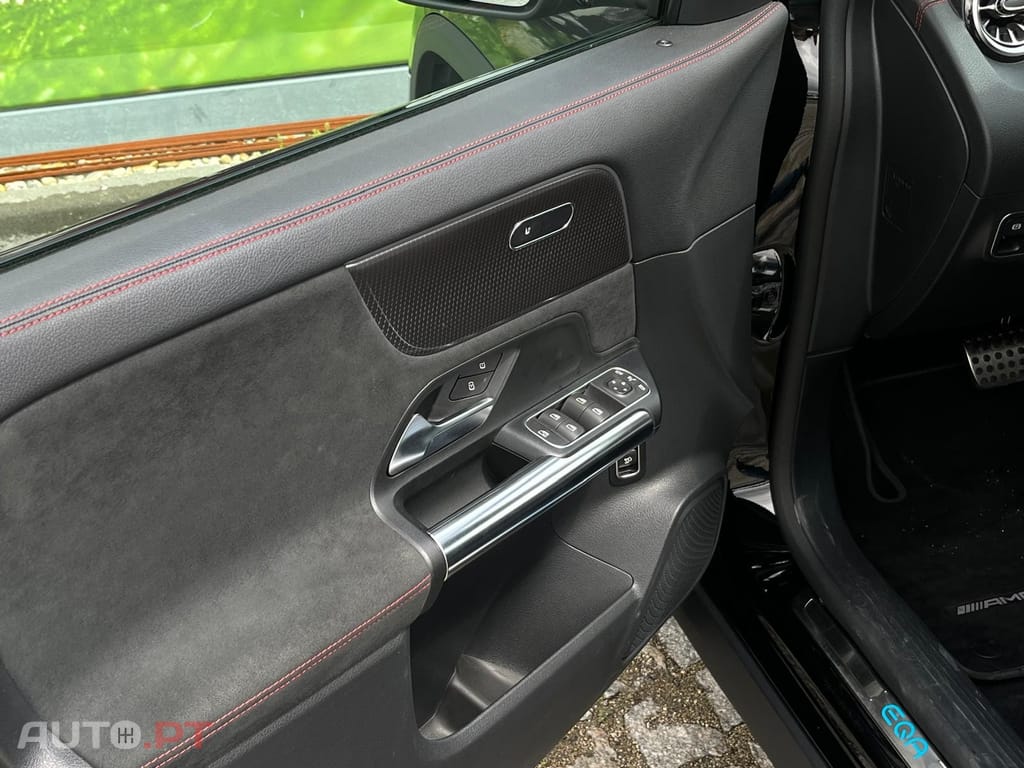 Mercedes-Benz EQB 250 AMG Line