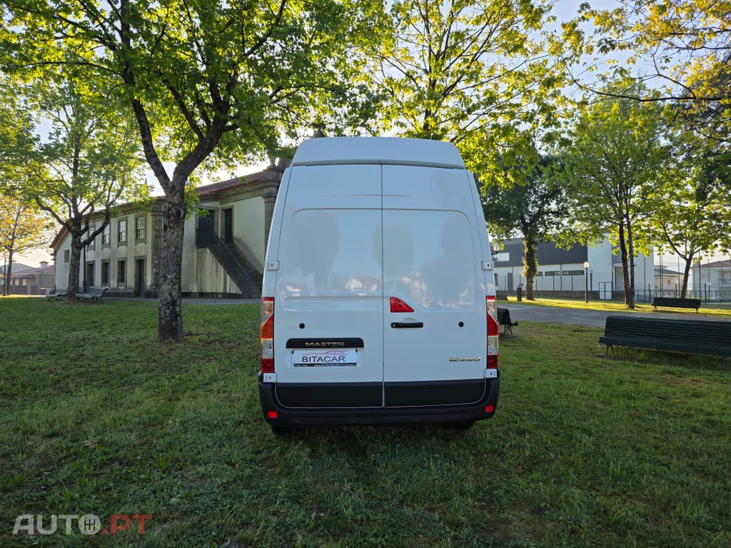 Renault Master 2.3 dCi L3H3 3.5T