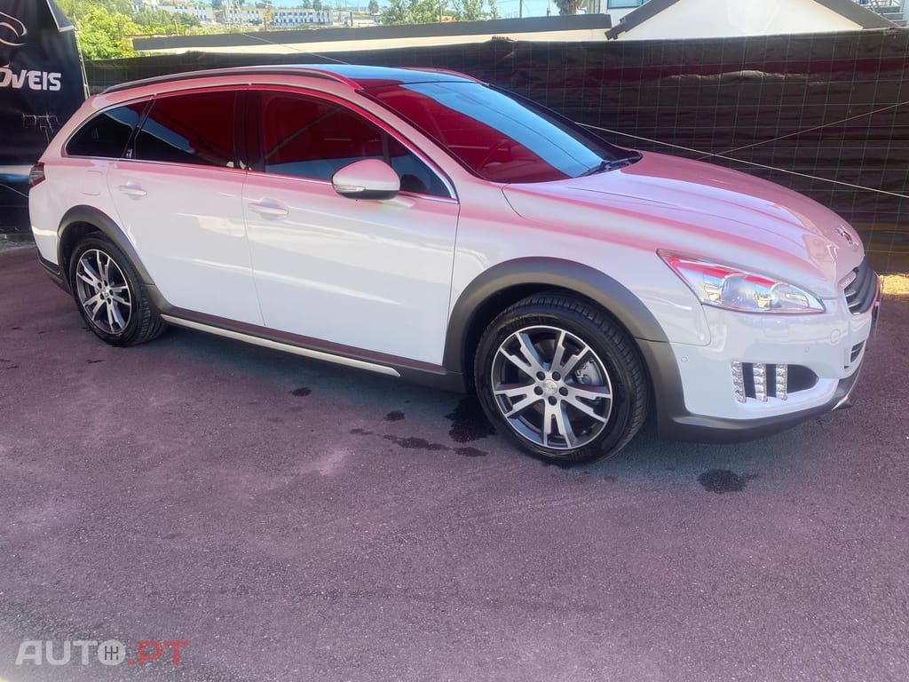 Peugeot 508 RXH 2.0 HDi Hybrid4 2-Tronic