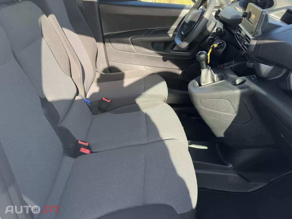 Peugeot Partner  1.6 BlueHdi 3 Lug L1H1