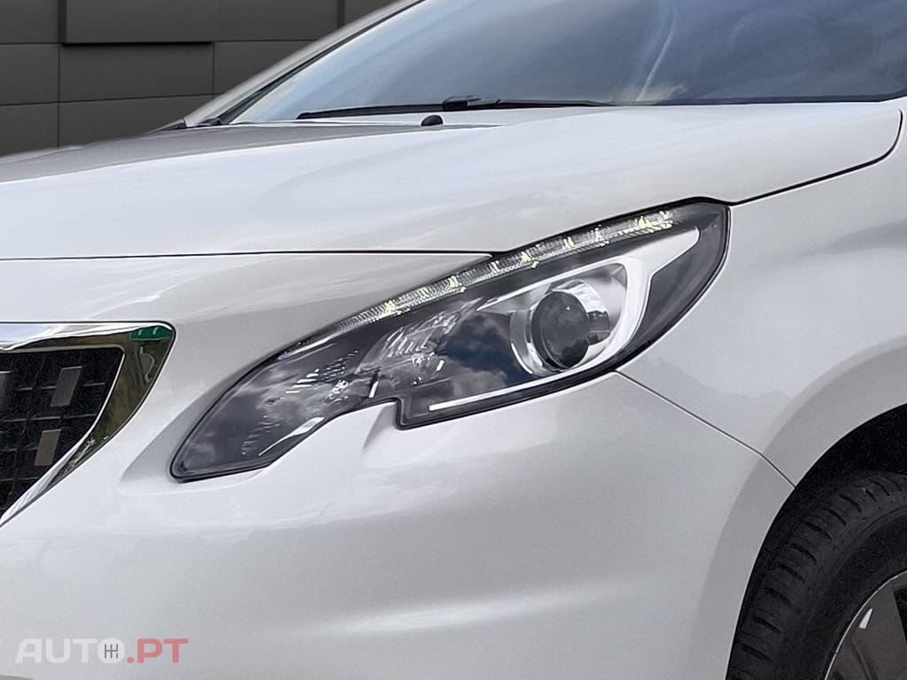 Peugeot 2008 1.2 PureTech Style