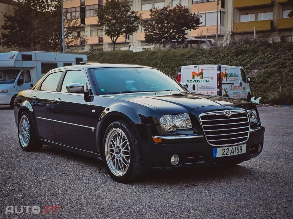 Chrysler 300 C 2.7 L V6