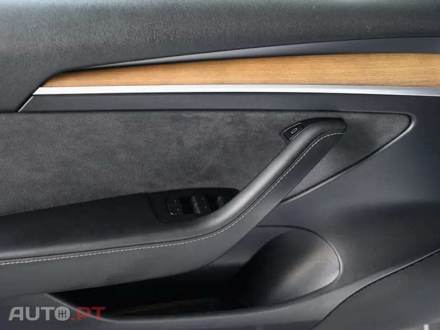 Tesla Model 3 Long Range AWD Dual Motor