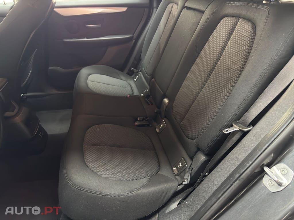 BMW 216 d Advantage