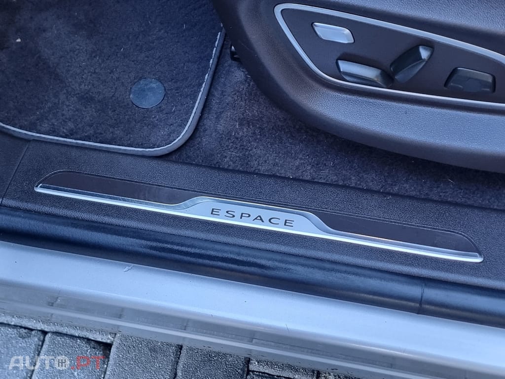 Renault Espace 1.6 dCi Initiale Paris EDC